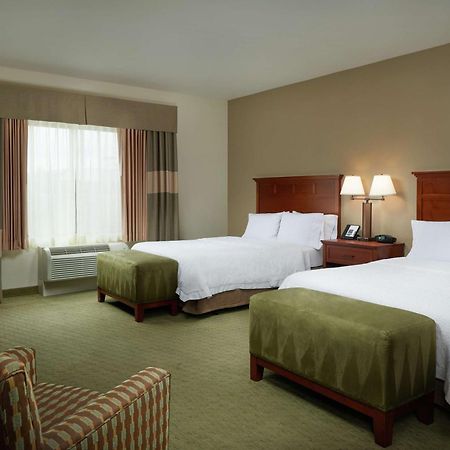 Hampton Inn And Suites Salem Exterior foto