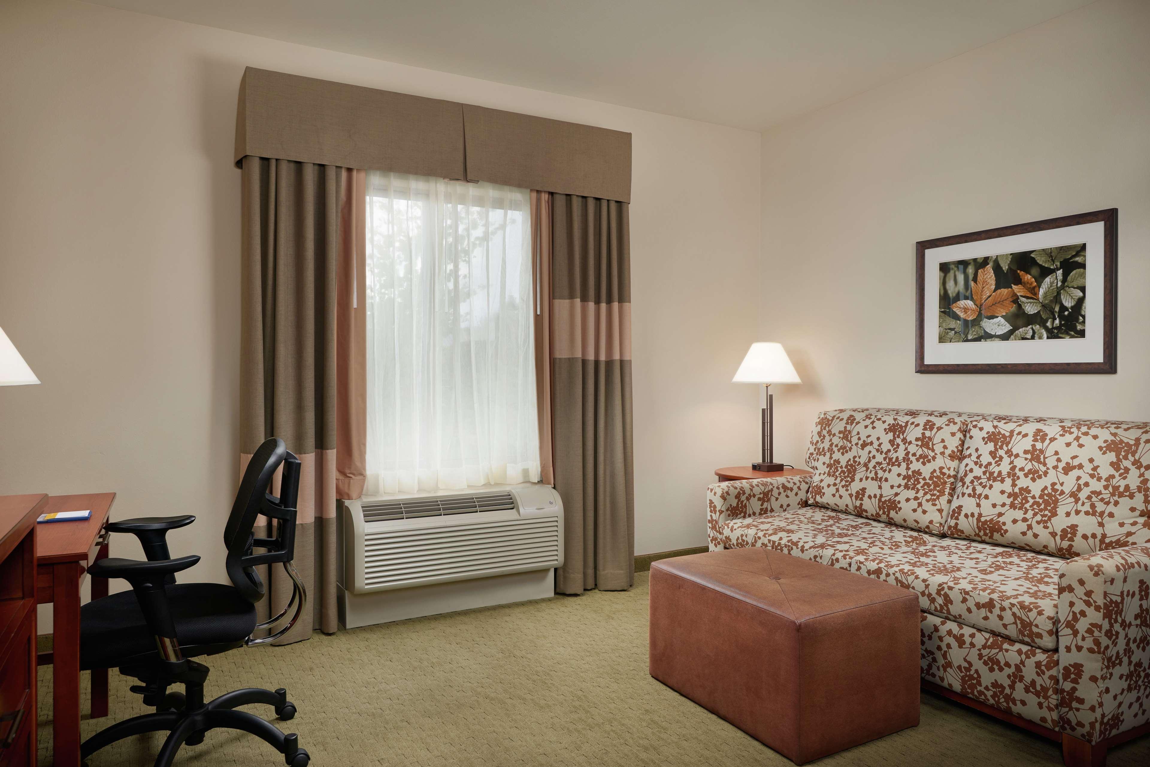 Hampton Inn And Suites Salem Exterior foto
